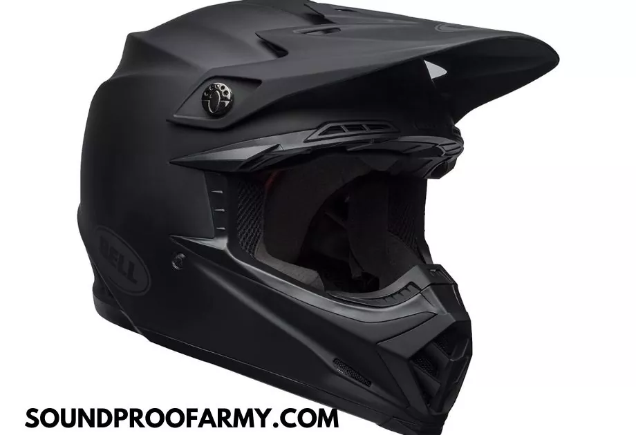 How to Make A Motorcycle Helmet Quieter in 7 Easy Hacks? 3 How to Make A Motorcycle Helmet Quieter: Wind Blocker